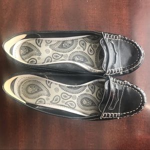 Merona black penny loafers in size 8